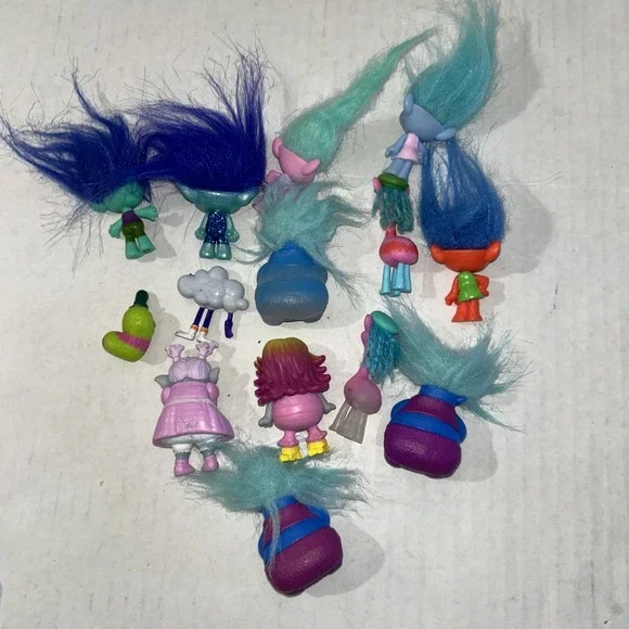 DreamWorks Trolls World Tour Toy Dolls HUGE Lot Figures - Picture 7 of 12